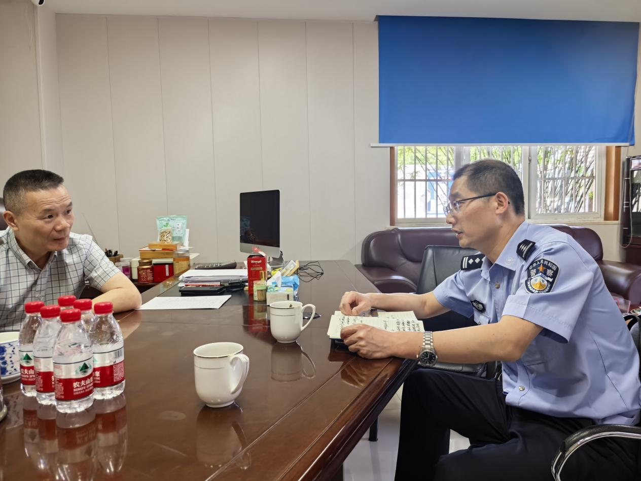 警商联动启新程  共筑平安谋划防线