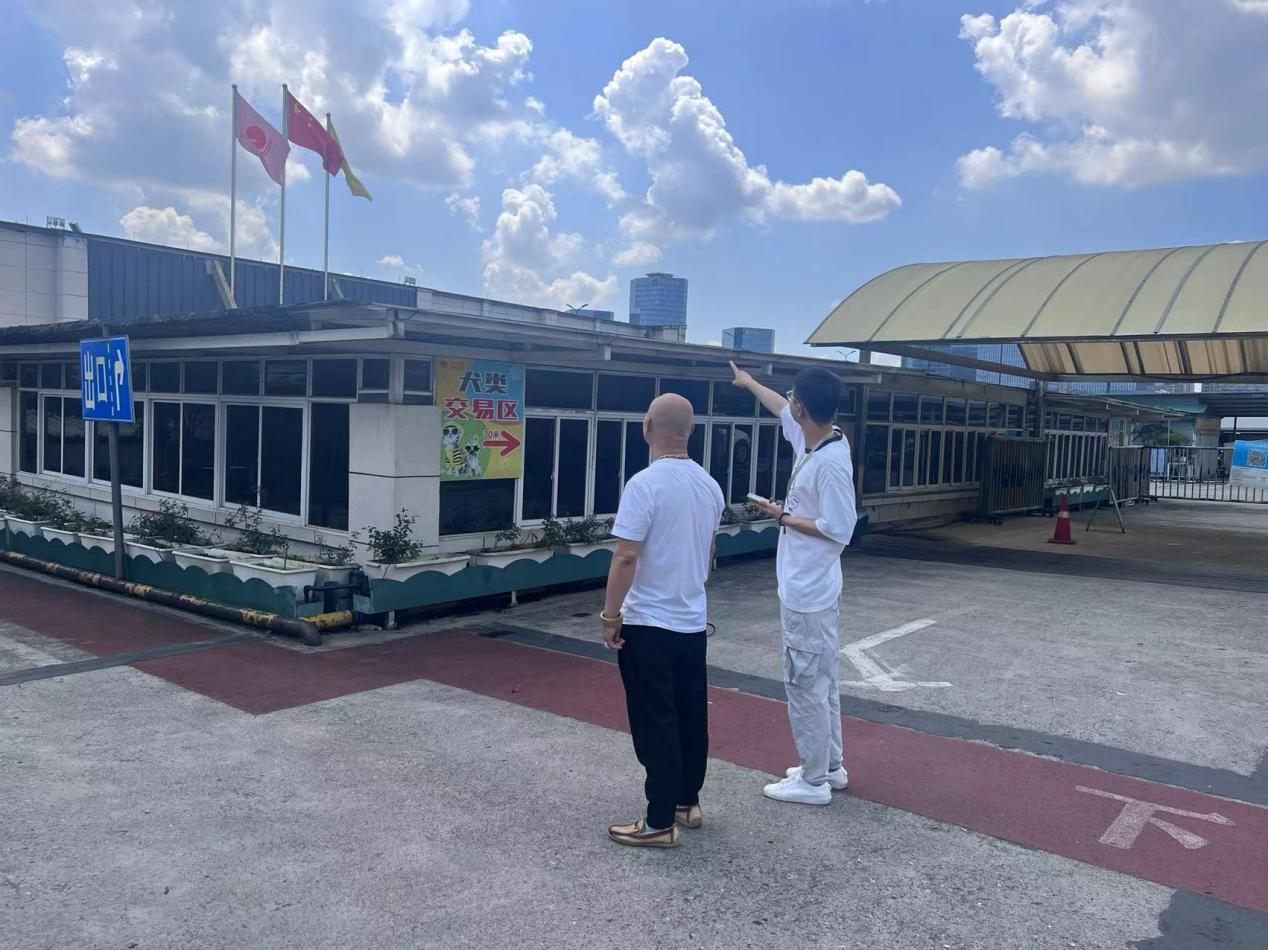 钱江商城开展户外设施装备清静隐患排查事情