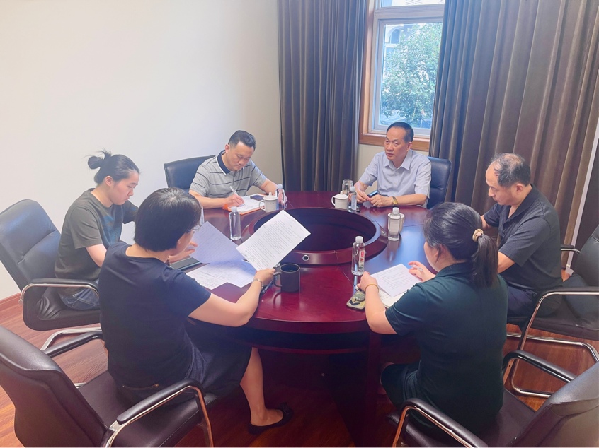 切脉市场动态，，，明确未来生长偏向——董事长一行赴9227新葡的京集团收支口商业有限公司调研