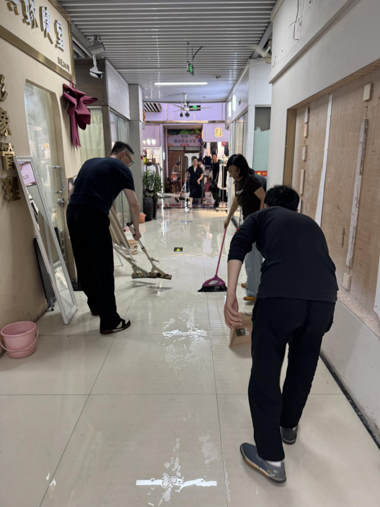 同心排涝 共护商城