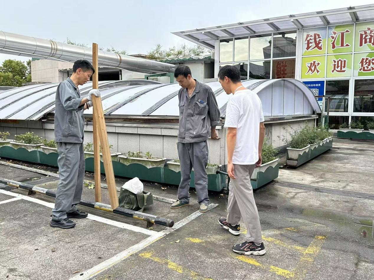 风雨退去，，，，，清静先行！钱江商城开展清静巡查事情