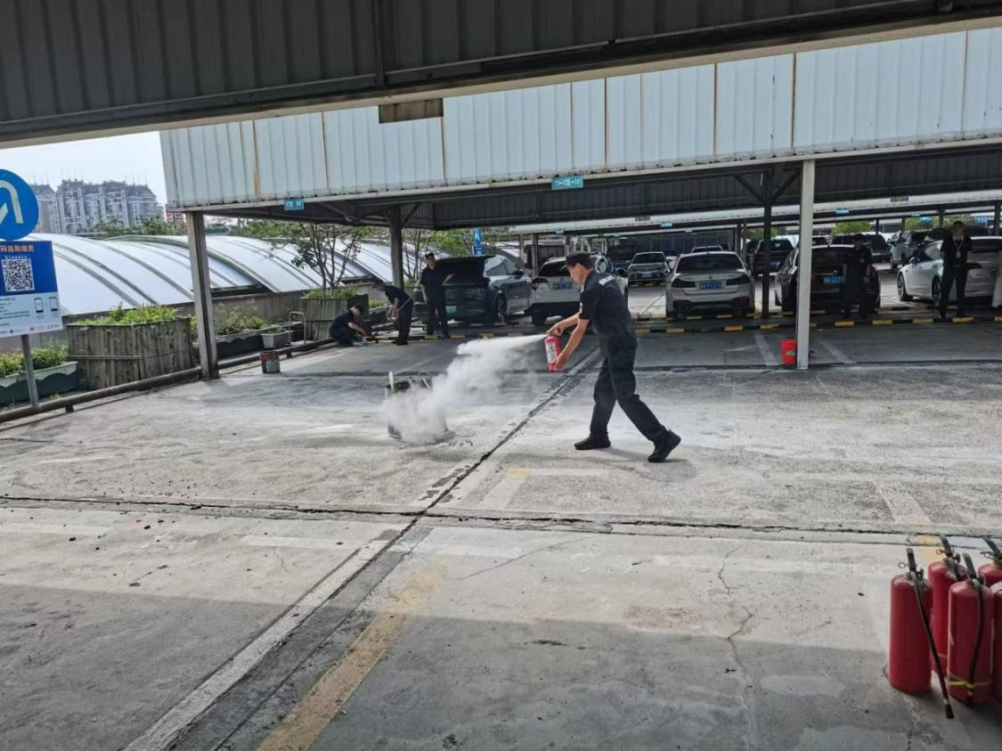 清静生产治理办公室开展消防实操审核