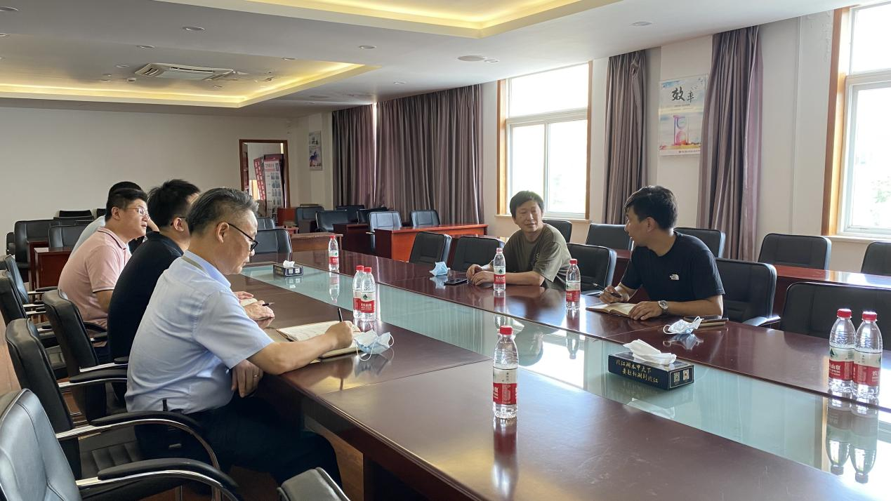 拱墅区文明办检查组走访钱江商城指导文明建设事情