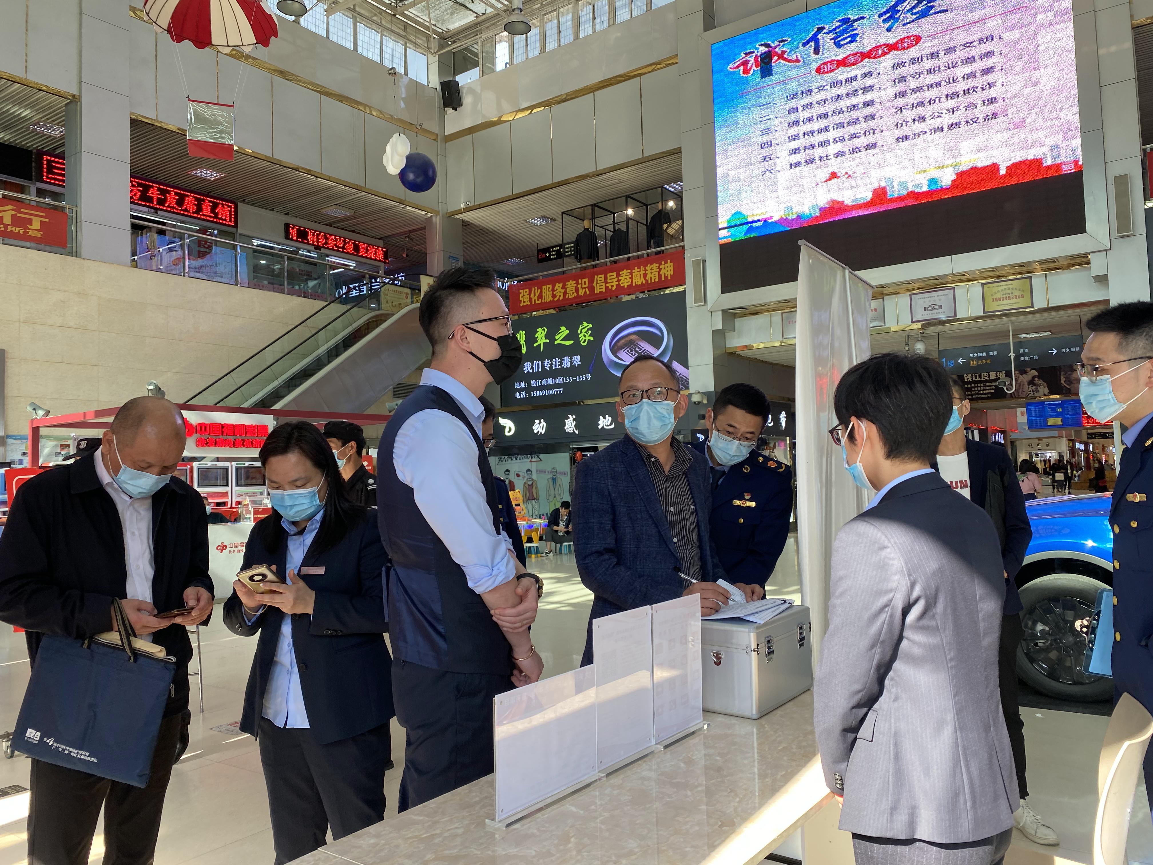 浙江省市场羁系局检查组莅临钱江商城 验收“五化”市场建设事情