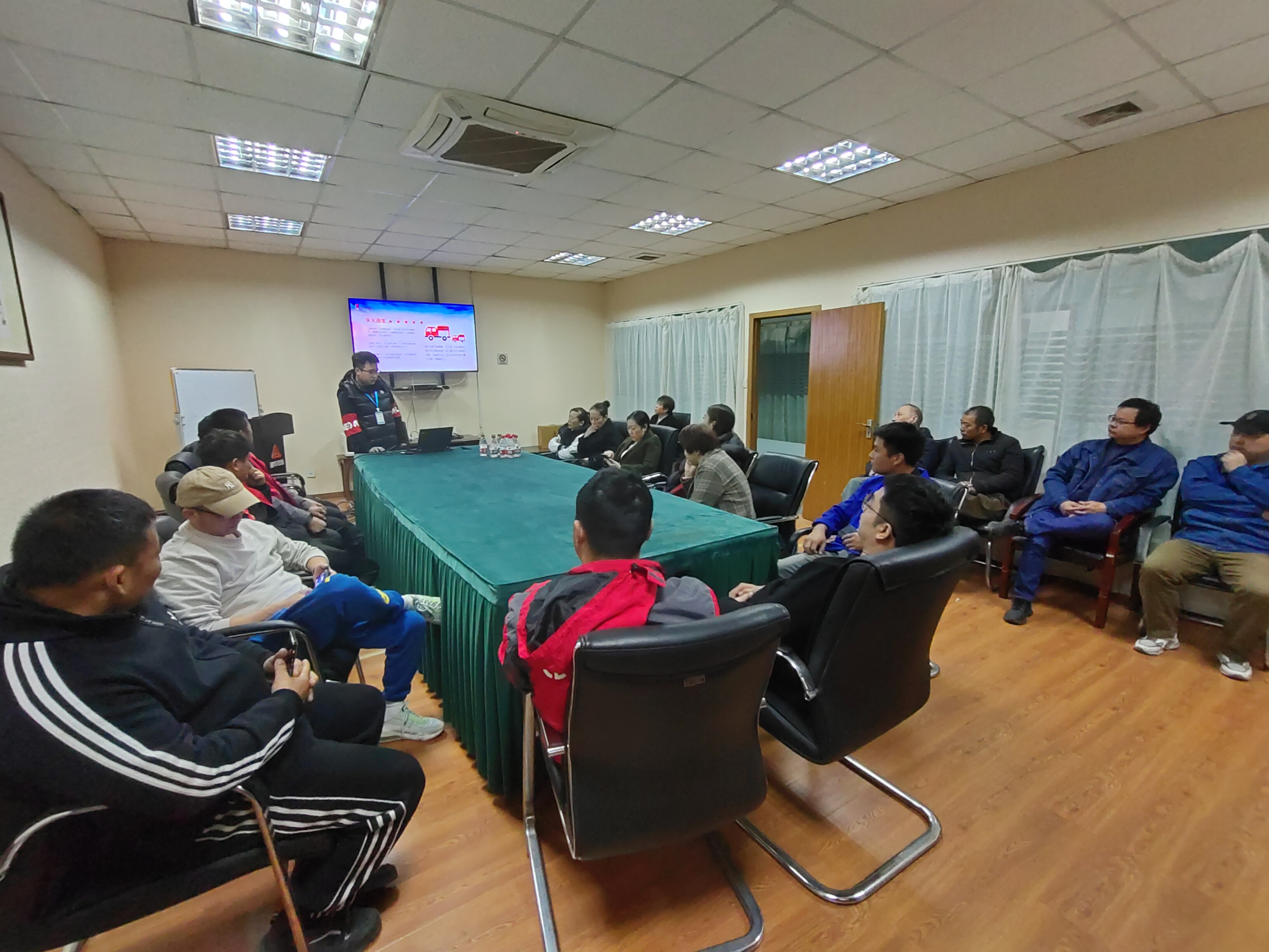 9227新葡的京集团市场按期开展清静生产培训