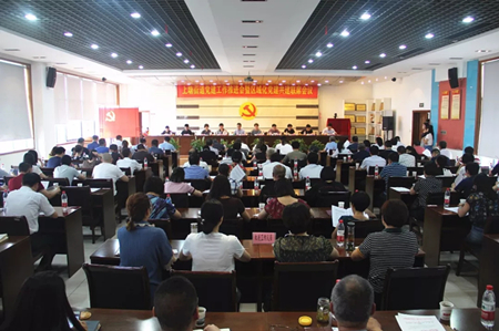 20180713胡东妹荣获上塘街道优异共产党员 (2).jpg